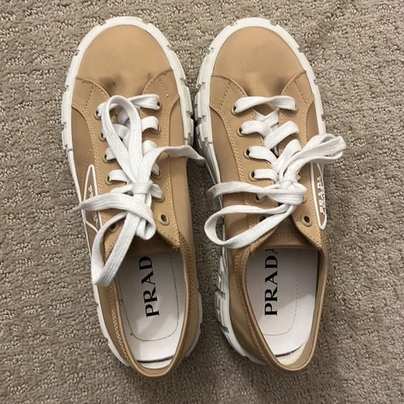 Platform sneakers - Picture 3 of 12